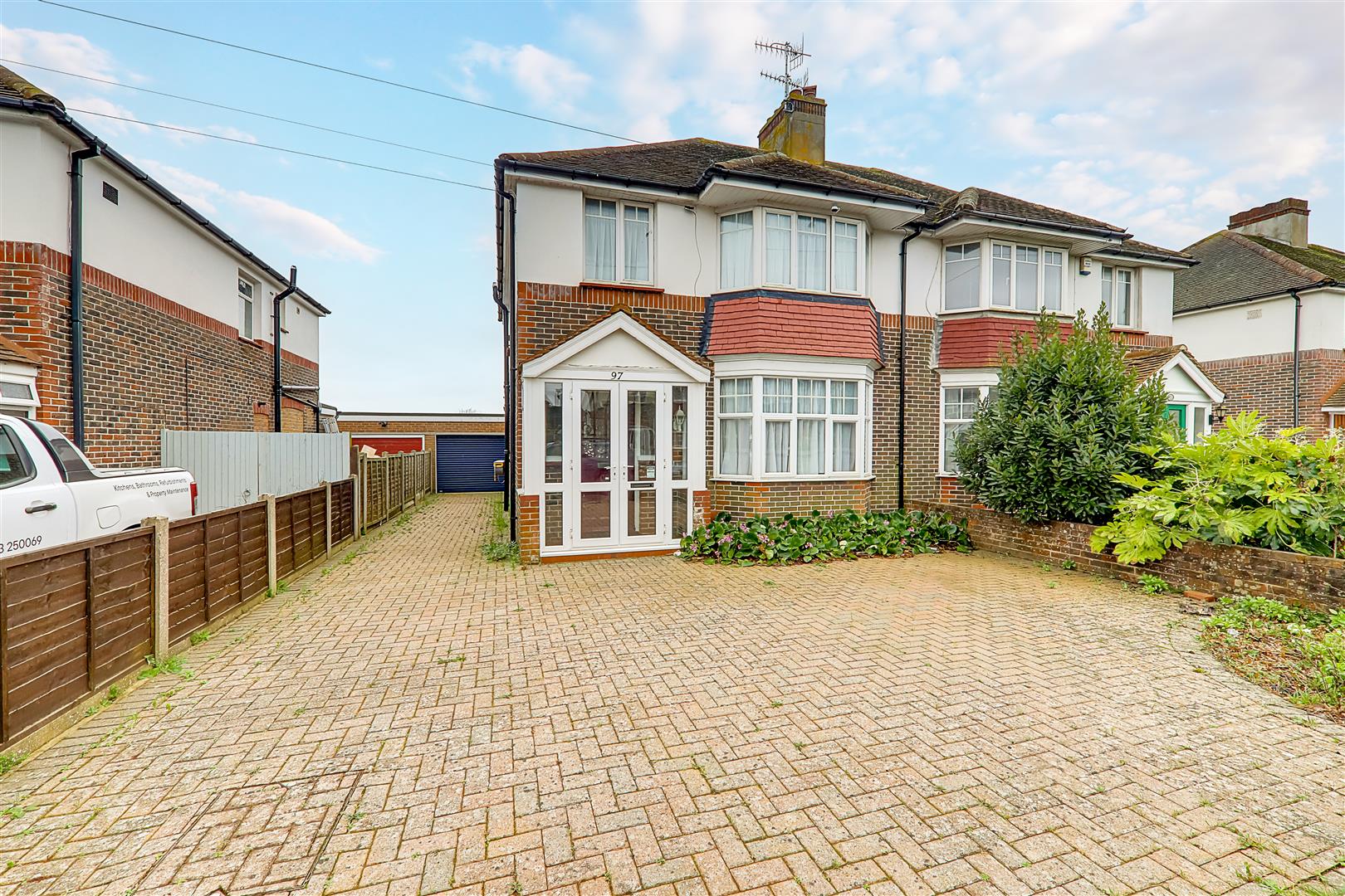 House - Semi-Detached | Broomfield Avenue, Thomas A Becket, Worthing | For Sale